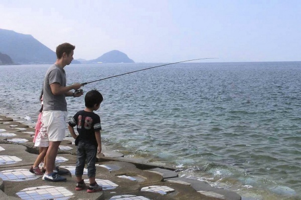 親子におすすめ　キャンプと釣り体験コース
